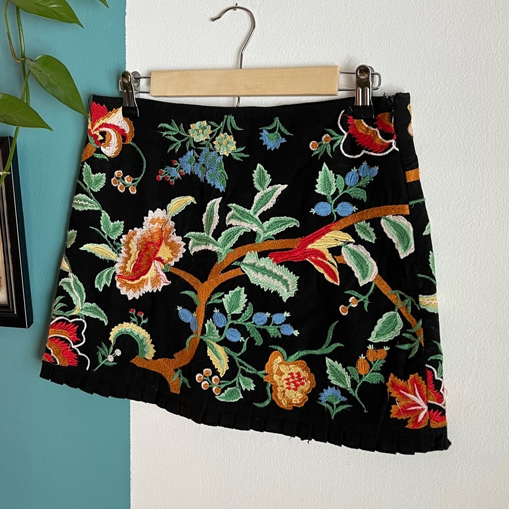Small Zara Embroidered Mini Skirt